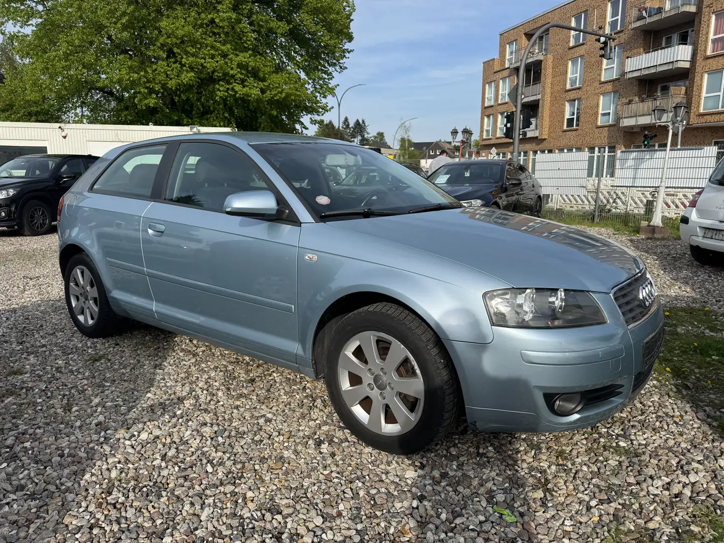 Audi A3 1.6 FSI S Line TÜV 1 JAHR Sportpaket Albastru - 1
