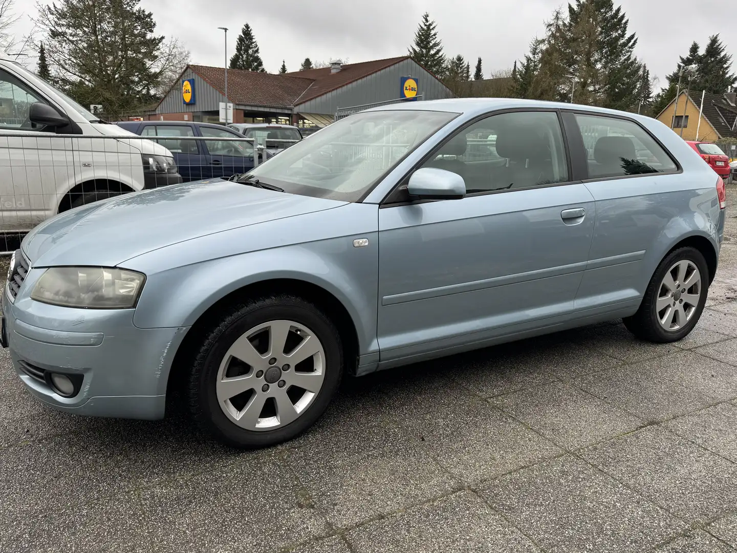 Audi A3 1.6 FSI S Line Sportpaket Blue - 2