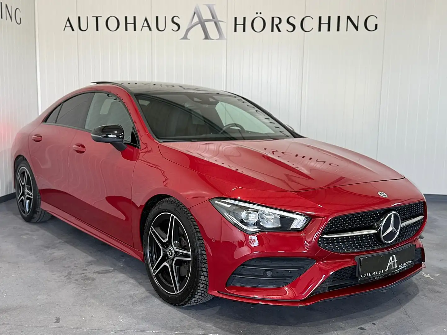 Mercedes-Benz CLA 180 d Roşu - 1