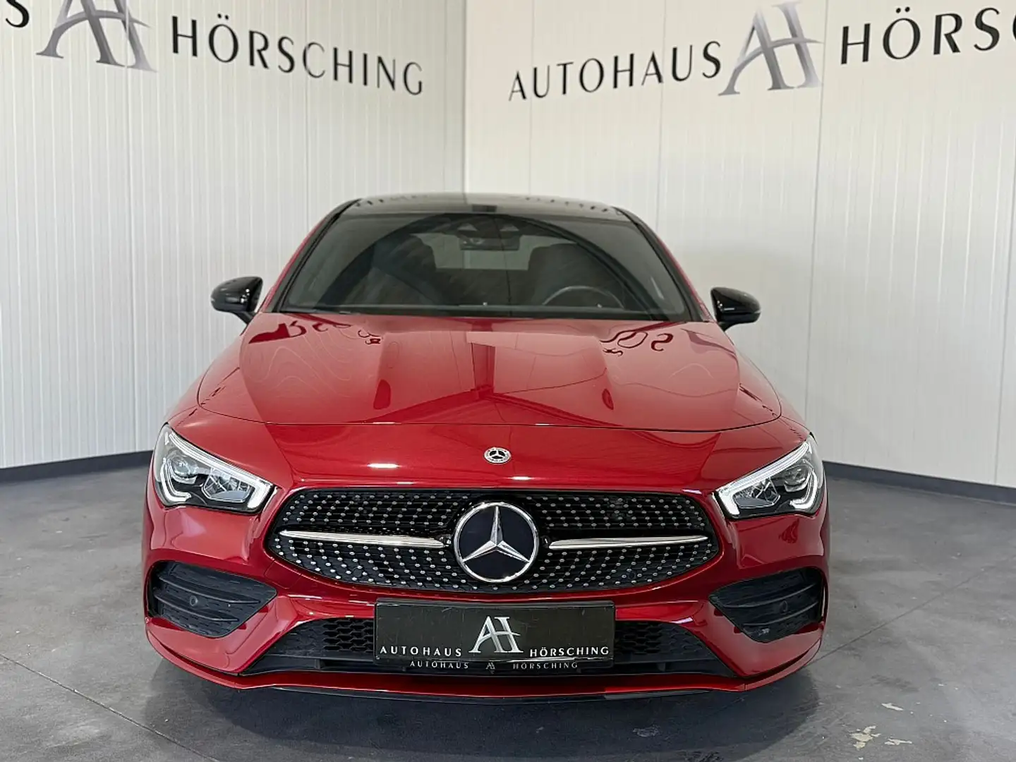 Mercedes-Benz CLA 180 d Rood - 2