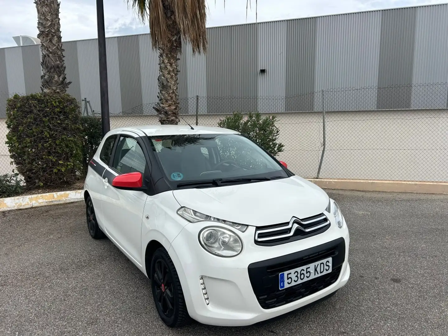 Citroen C1 1.2 PureTech Furio Blanco - 1