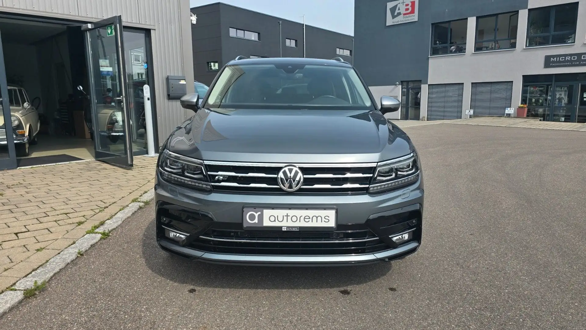 Volkswagen Tiguan Allspace *R-LINE*4MOTION*ACC*ASSIST* Grau - 2