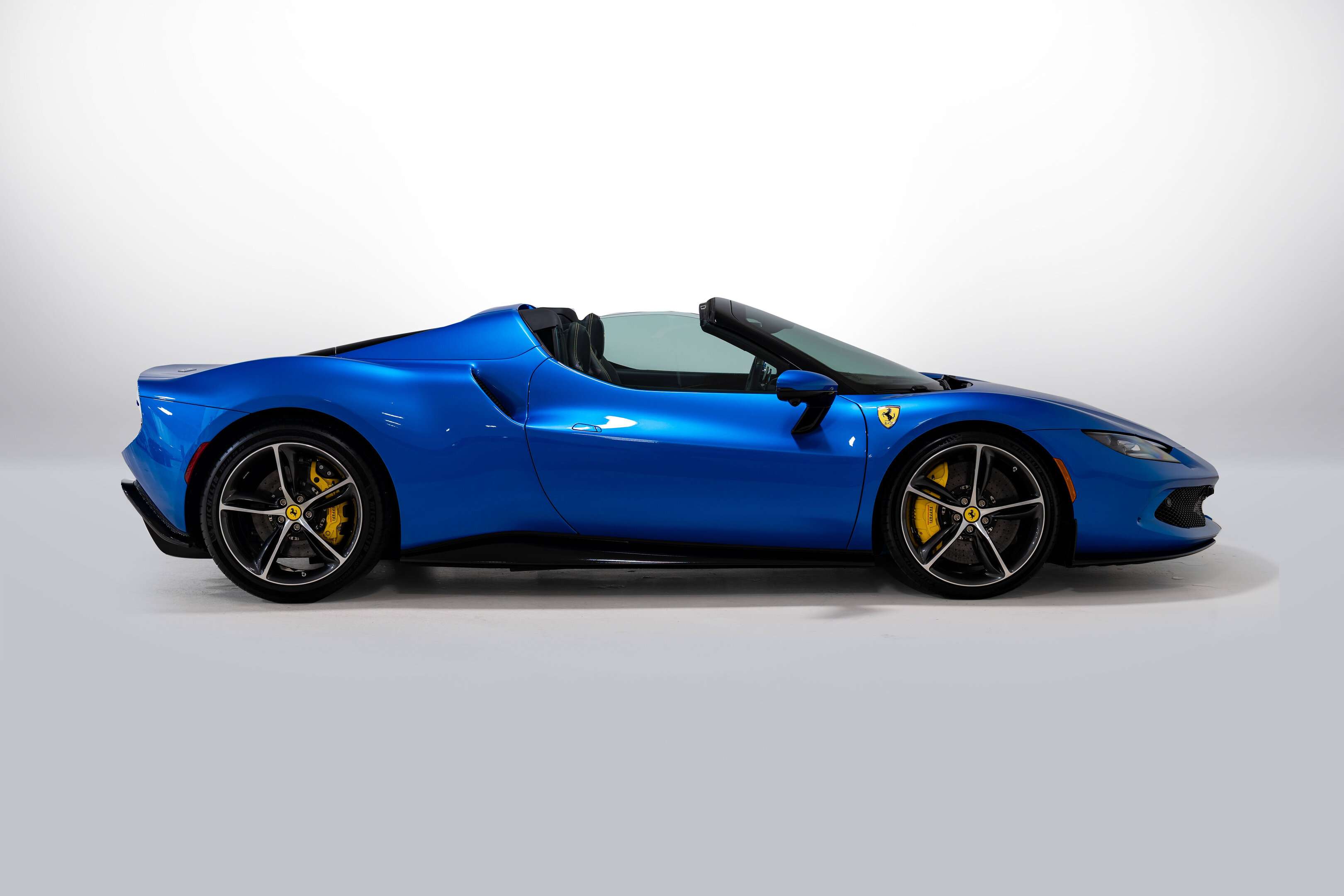 2025 Ferrari 296 GTS - Ferrari Warranty 2029! Full PPF! Highly Optioned — снимка 1
