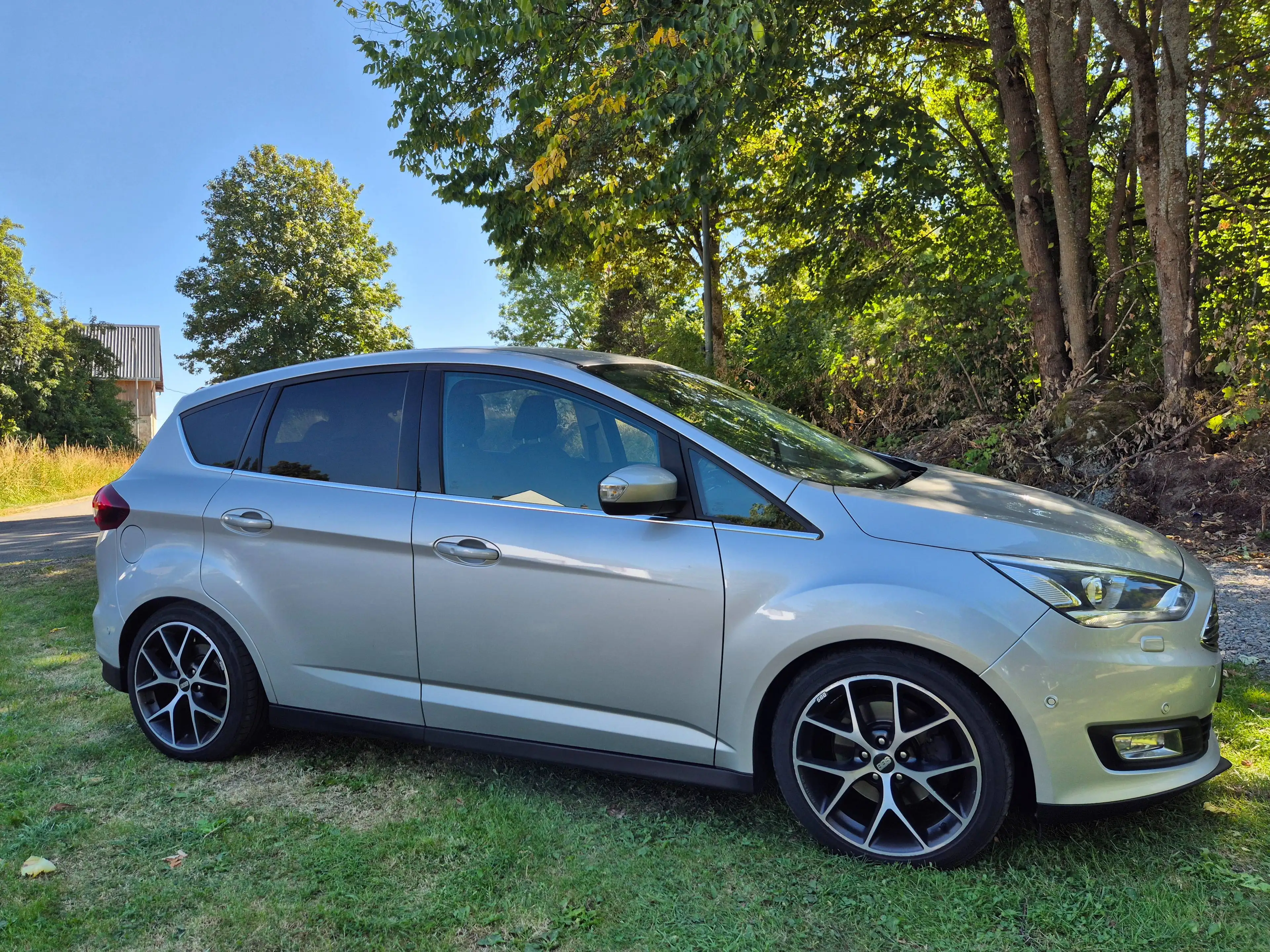 Ford C-Max Titanium 2,0 TDCi AUTOMATIK/AHK/KAMERA/NAVI/XENON — photo 13