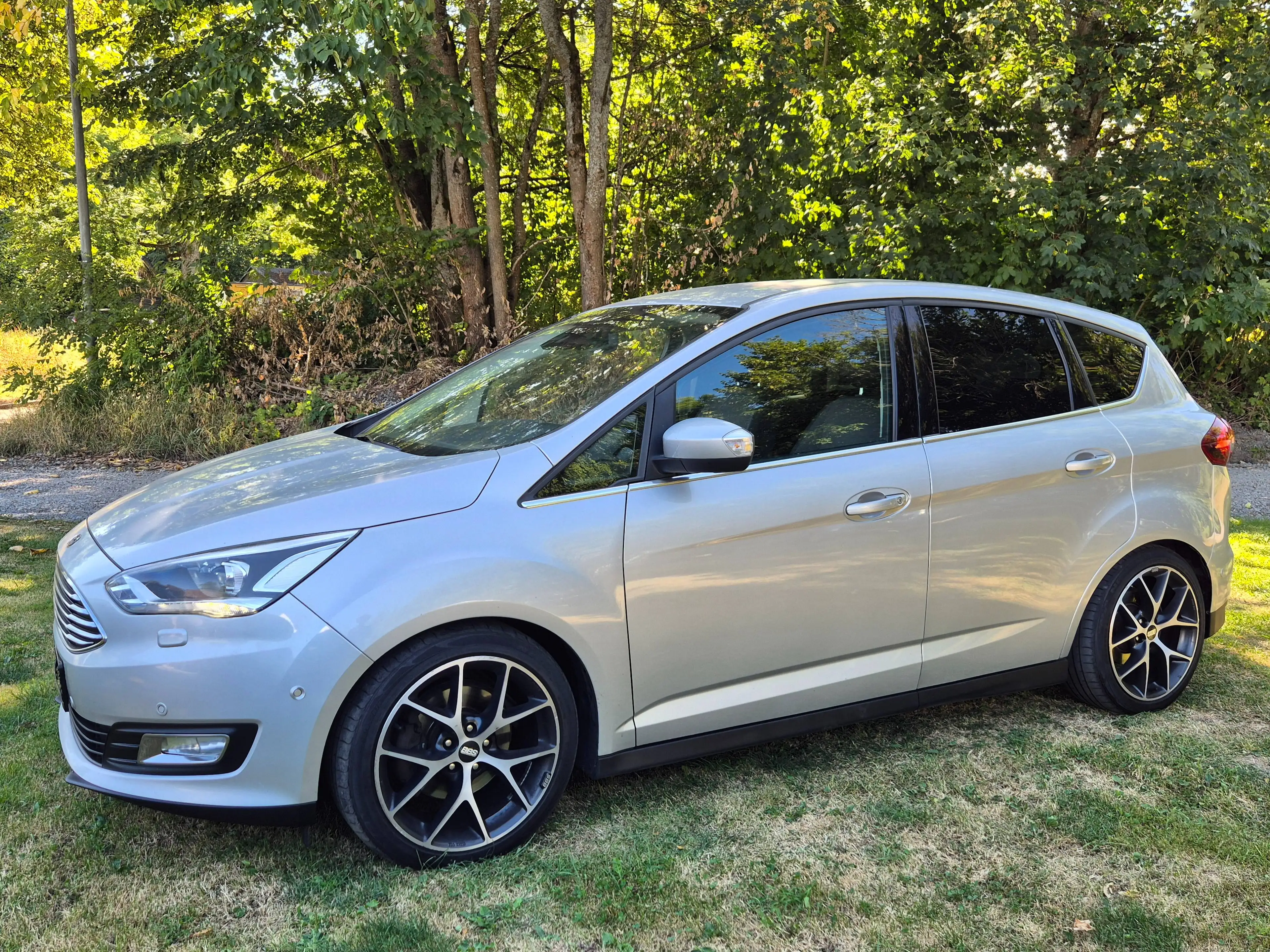 Ford C-Max Titanium 2,0 TDCi AUTOMATIK/AHK/KAMERA/NAVI/XENON — photo 2