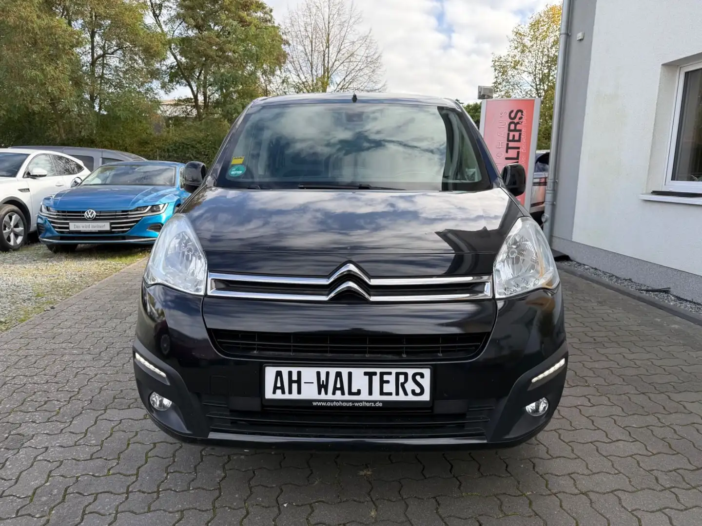 Citroen Berlingo Kombi Selection=Klima-PDC-TÜV Neu= Schwarz - 2