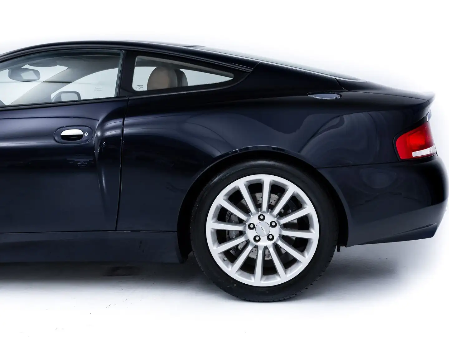 Aston Martin Vanquish A-V12 VANQUISH Niebieski - 2