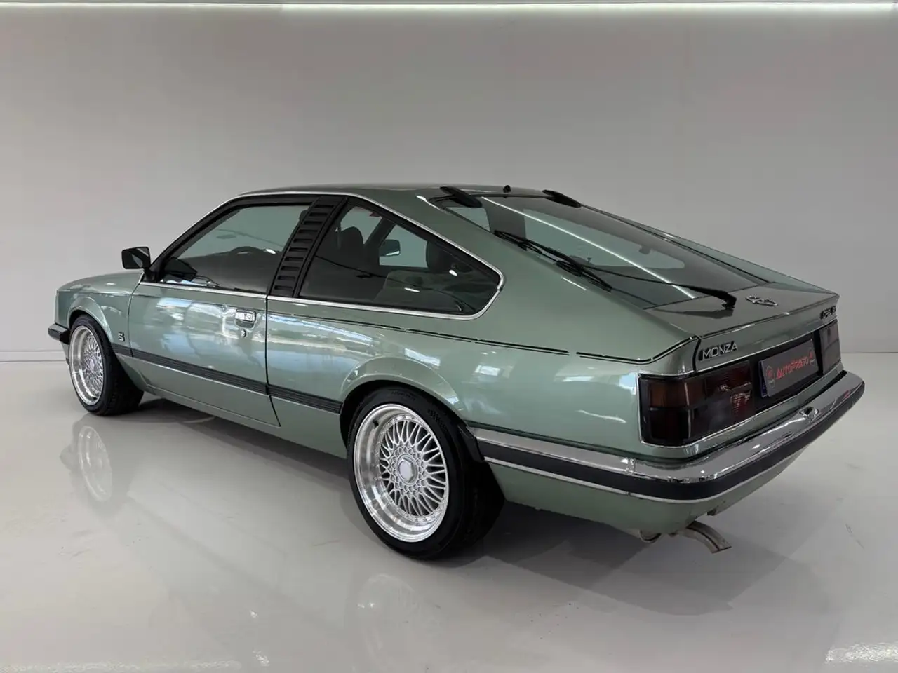 Opel Monza 3.0i, foto 6