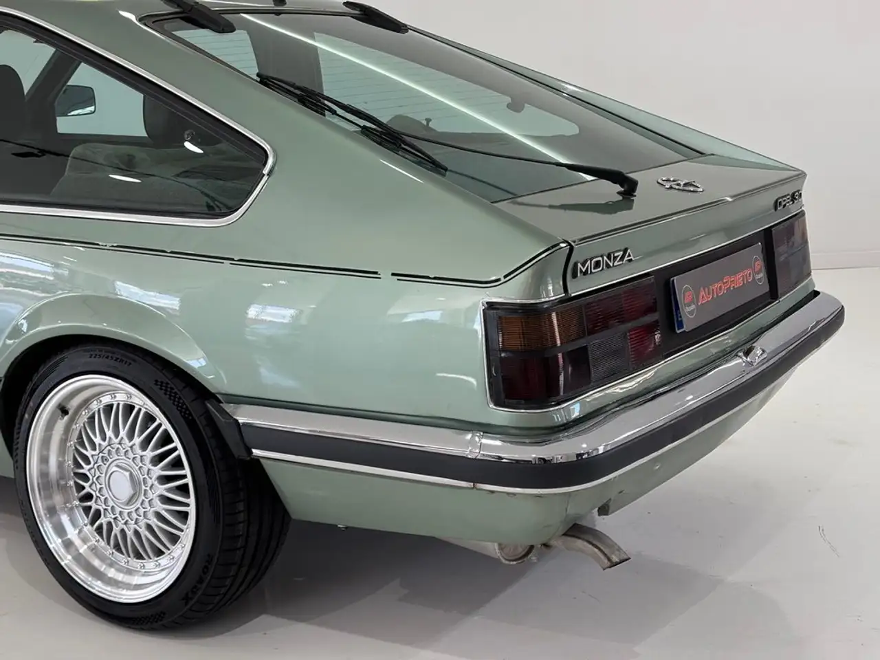 Opel Monza 3.0i, foto 7