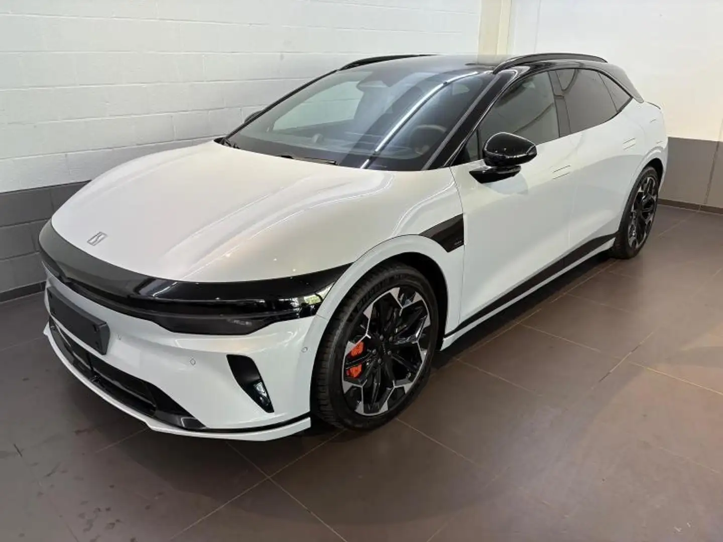 Zeekr 7GT PRIVILEGE Grau - 1