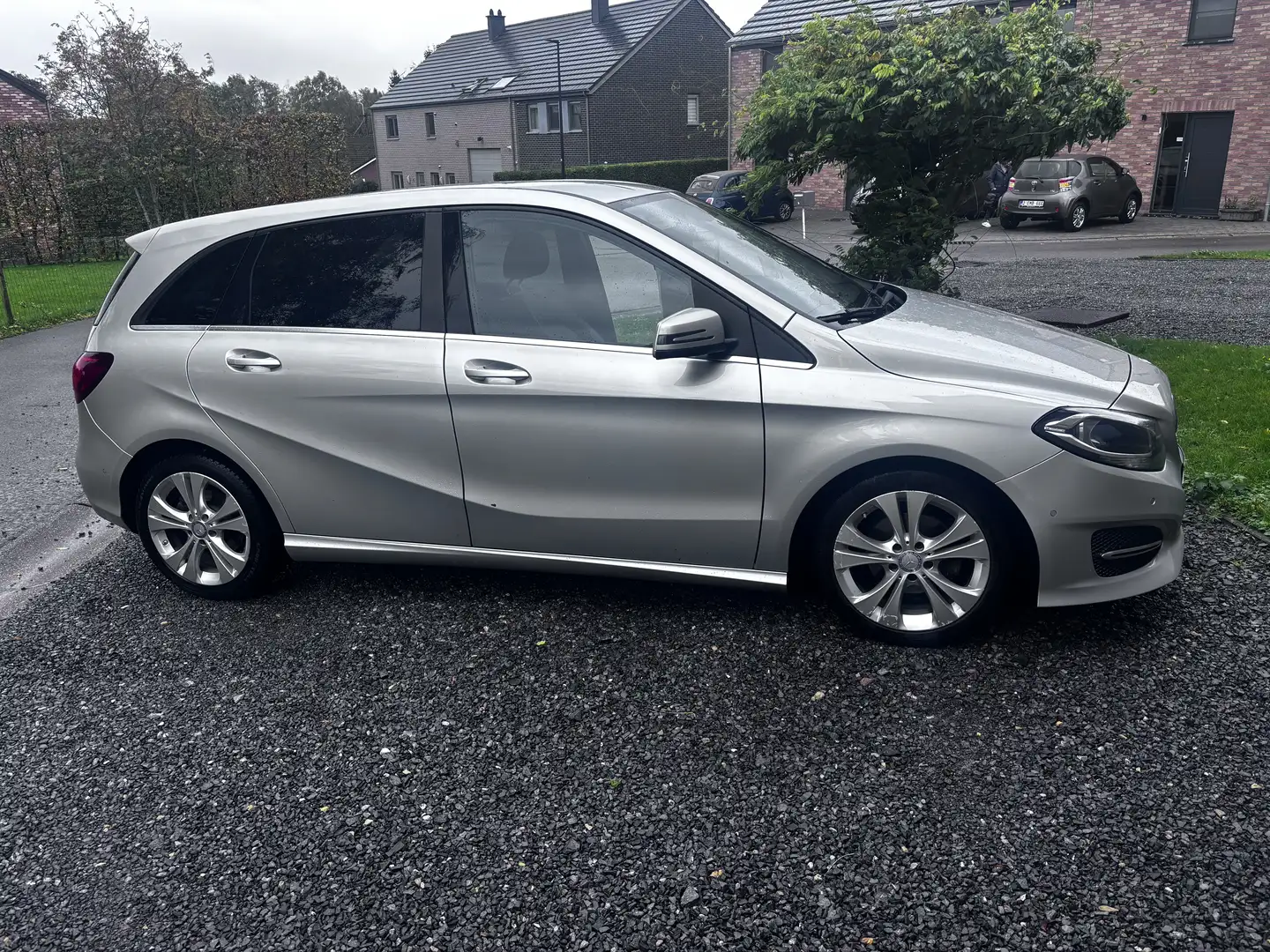 Mercedes-Benz B 180 CDI Essential - 2