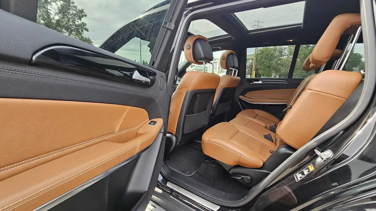 Mercedes-Benz GLS снимка Mercedes-Benz GLS