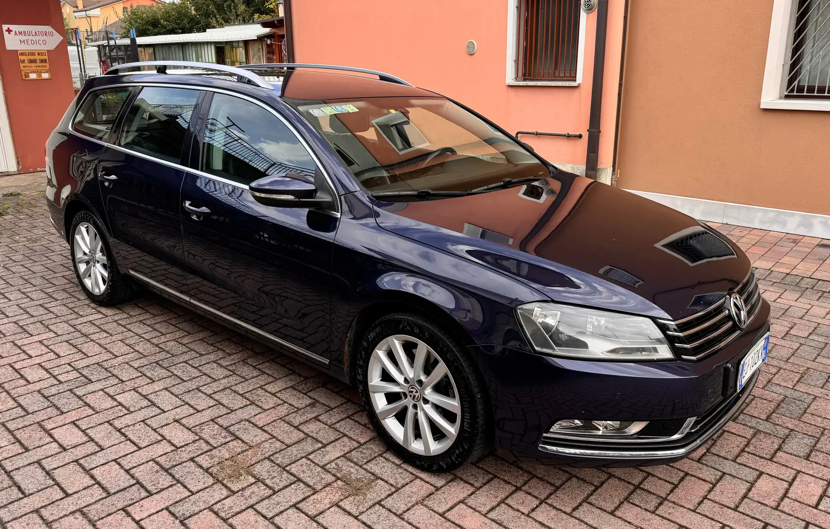 Volkswagen Passat Variant 2.0 tdi Business 4motion dpf Blu/Azzurro - 1