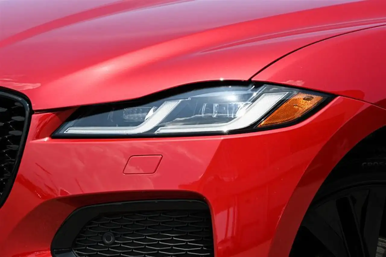 Jaguar F-Pace снимка Jaguar F-Pace