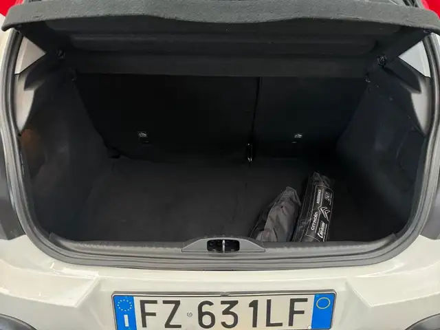 Citroen C3 view 15