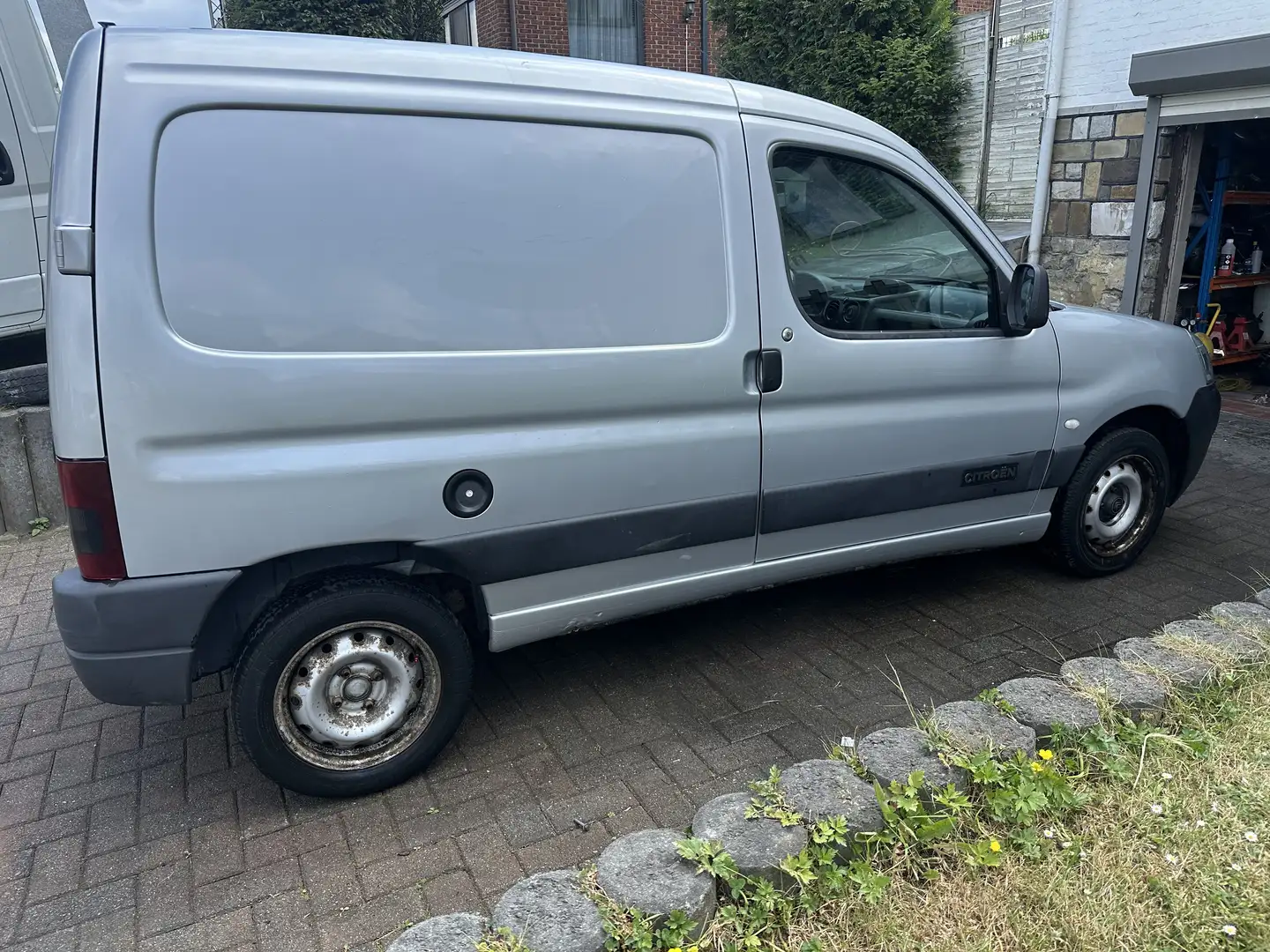 Citroen Berlingo 800 1.9 D TOP - 2
