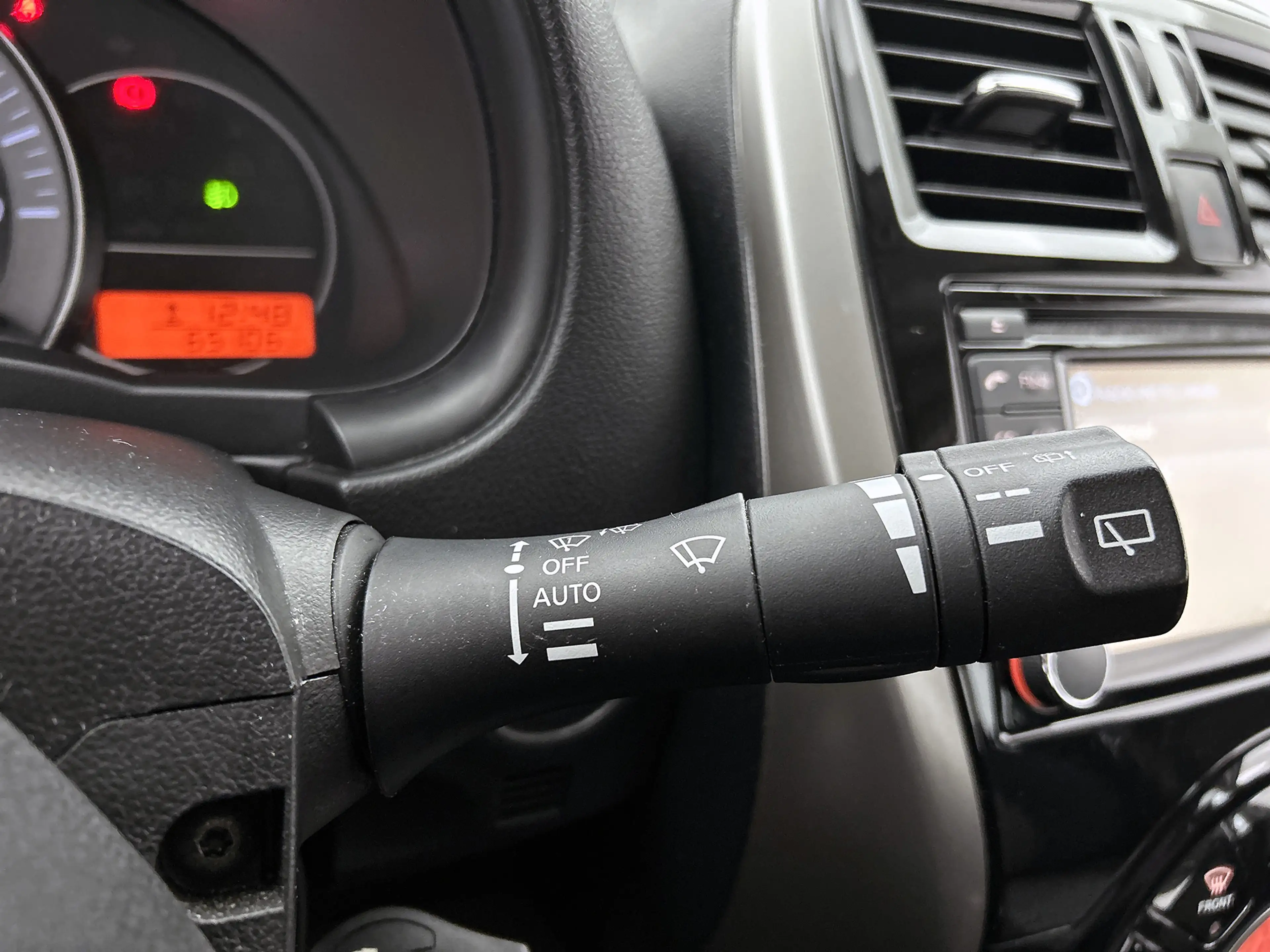 Nissan Micra 1.2 Connect Edition Navi, cruise, parkeersensoren — photo 13