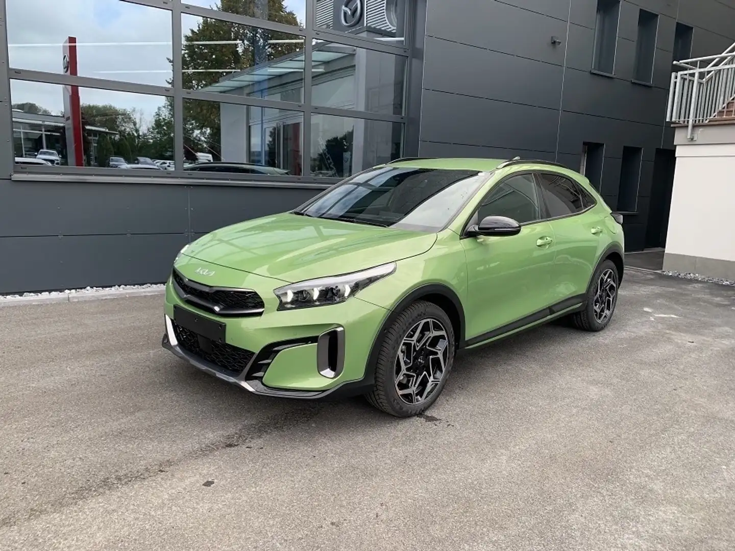 Kia XCeed 1.5T DCT7 GT-LINE LEDER GD Grün - 1