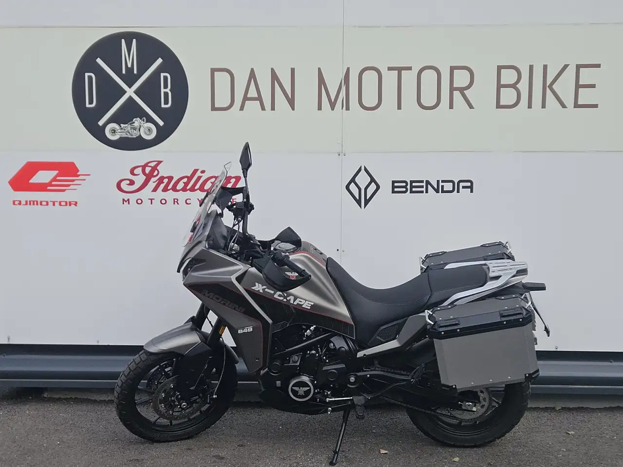 Moto Morini X-Cape