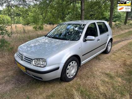 Volkswagen Golf 1.6-16V Trendline apk t/m 12-08-2026