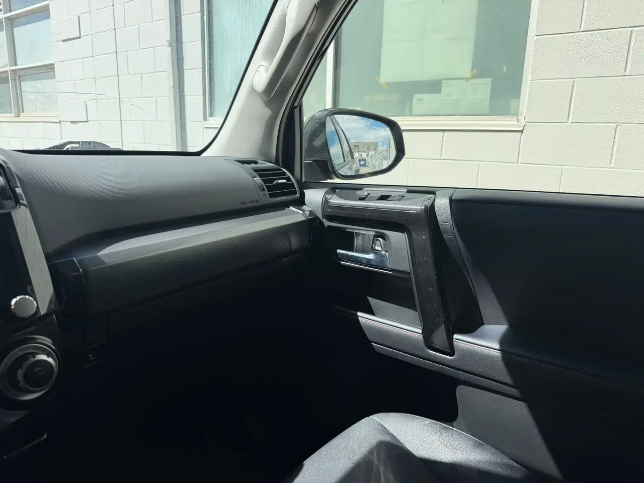 Toyota 4-Runner снимка Toyota 4-Runner