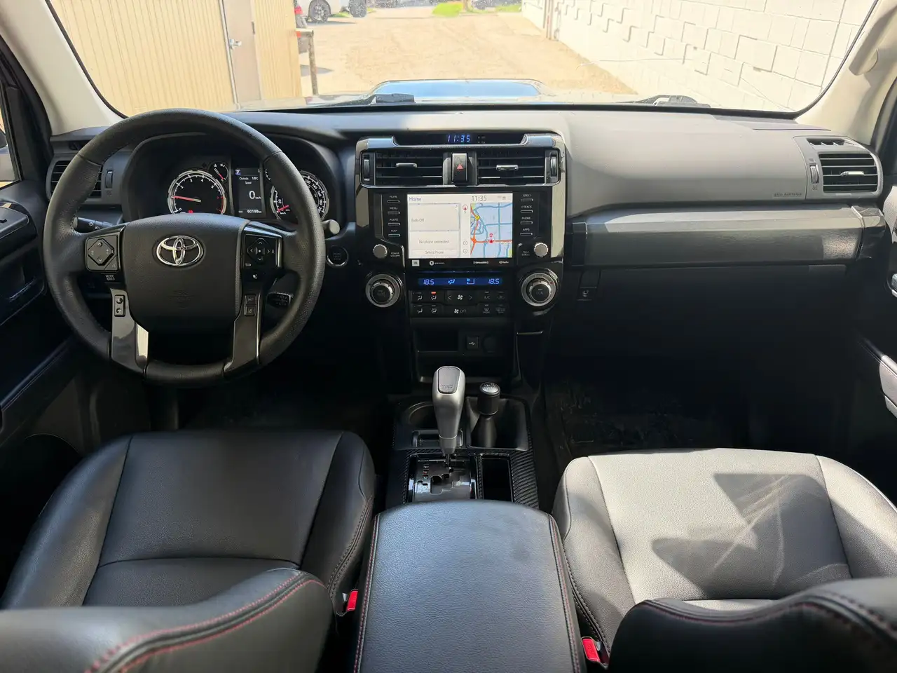 Toyota 4-Runner снимка Toyota 4-Runner