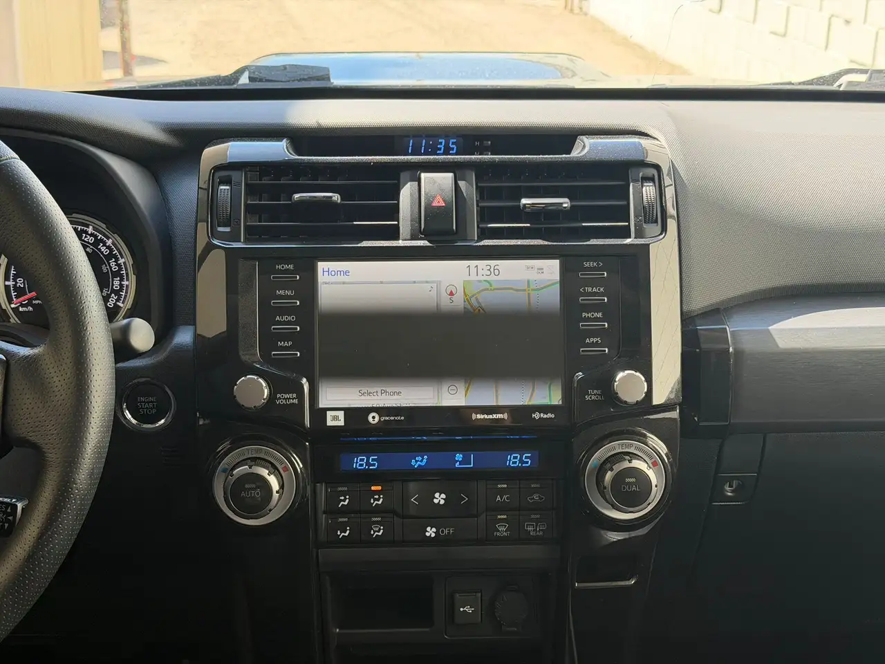 Toyota 4-Runner снимка Toyota 4-Runner