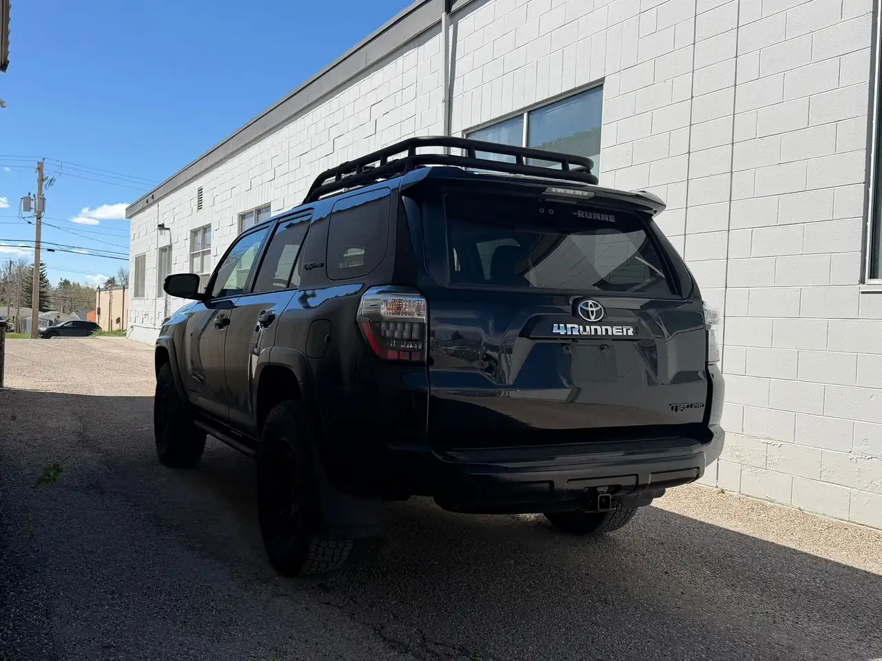 Toyota 4-Runner снимка Toyota 4-Runner