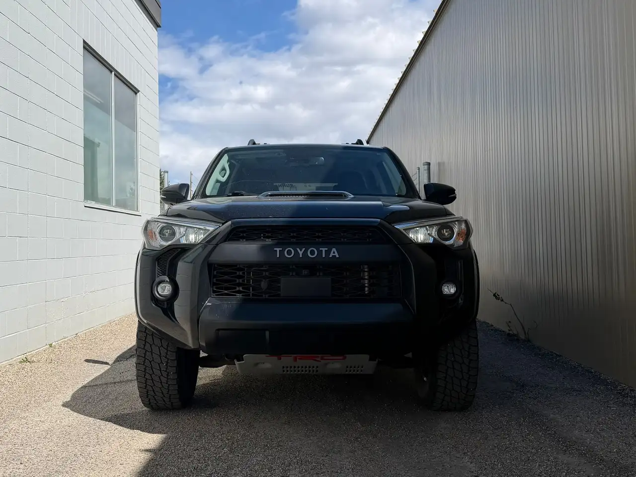 Toyota 4-Runner снимка Toyota 4-Runner