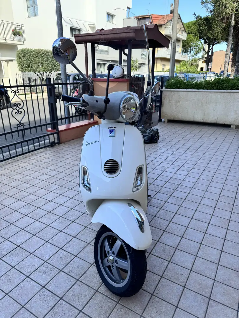 Vespa LX 125 - 1