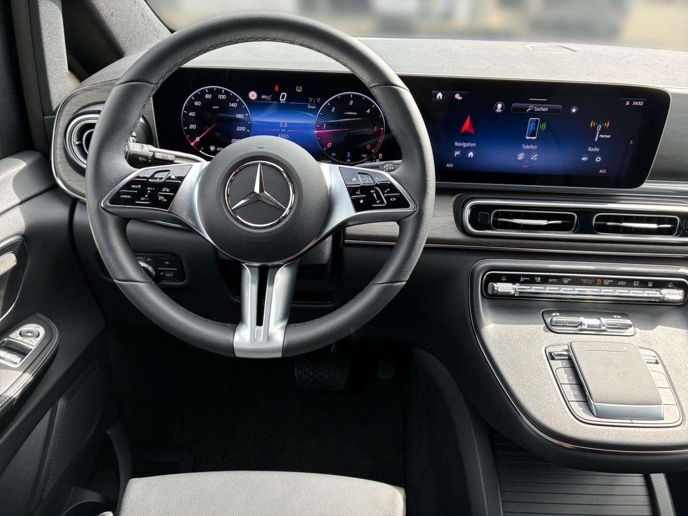 Mercedes-Benz V 300