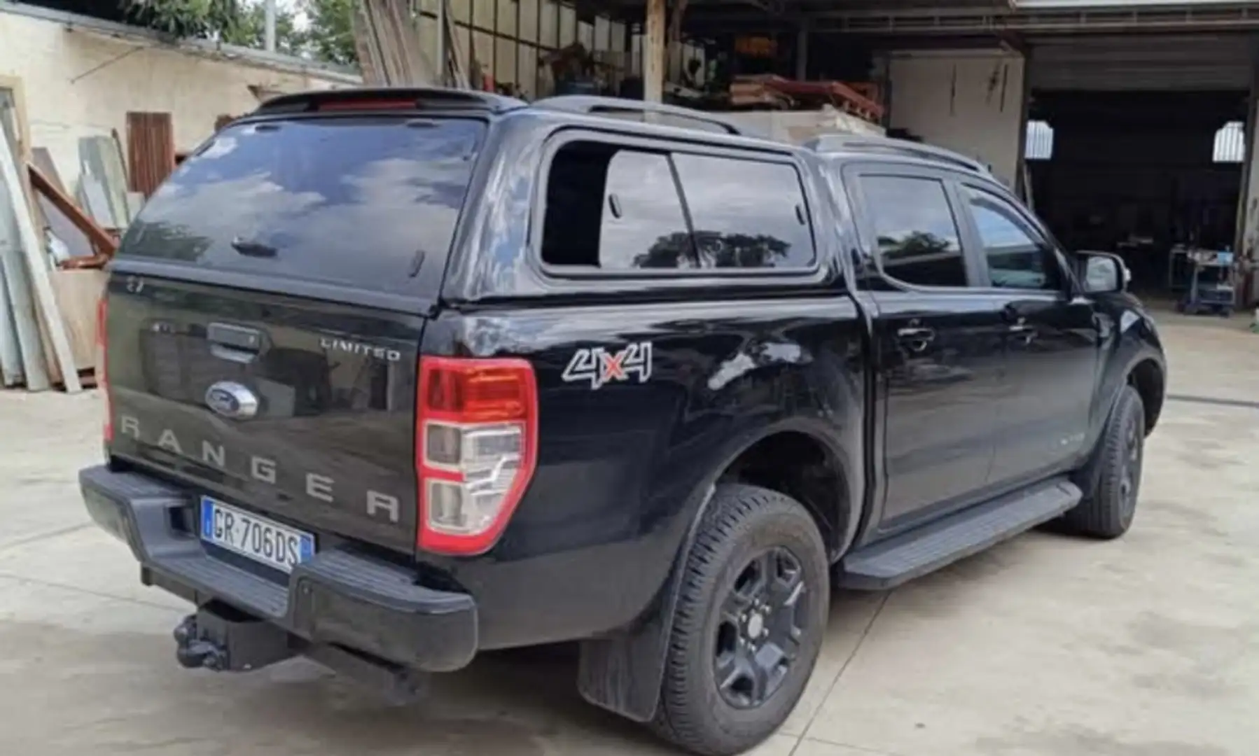 Ford Ranger 3.2 tdci double cab Limited Black Edition Pack 200 - 2