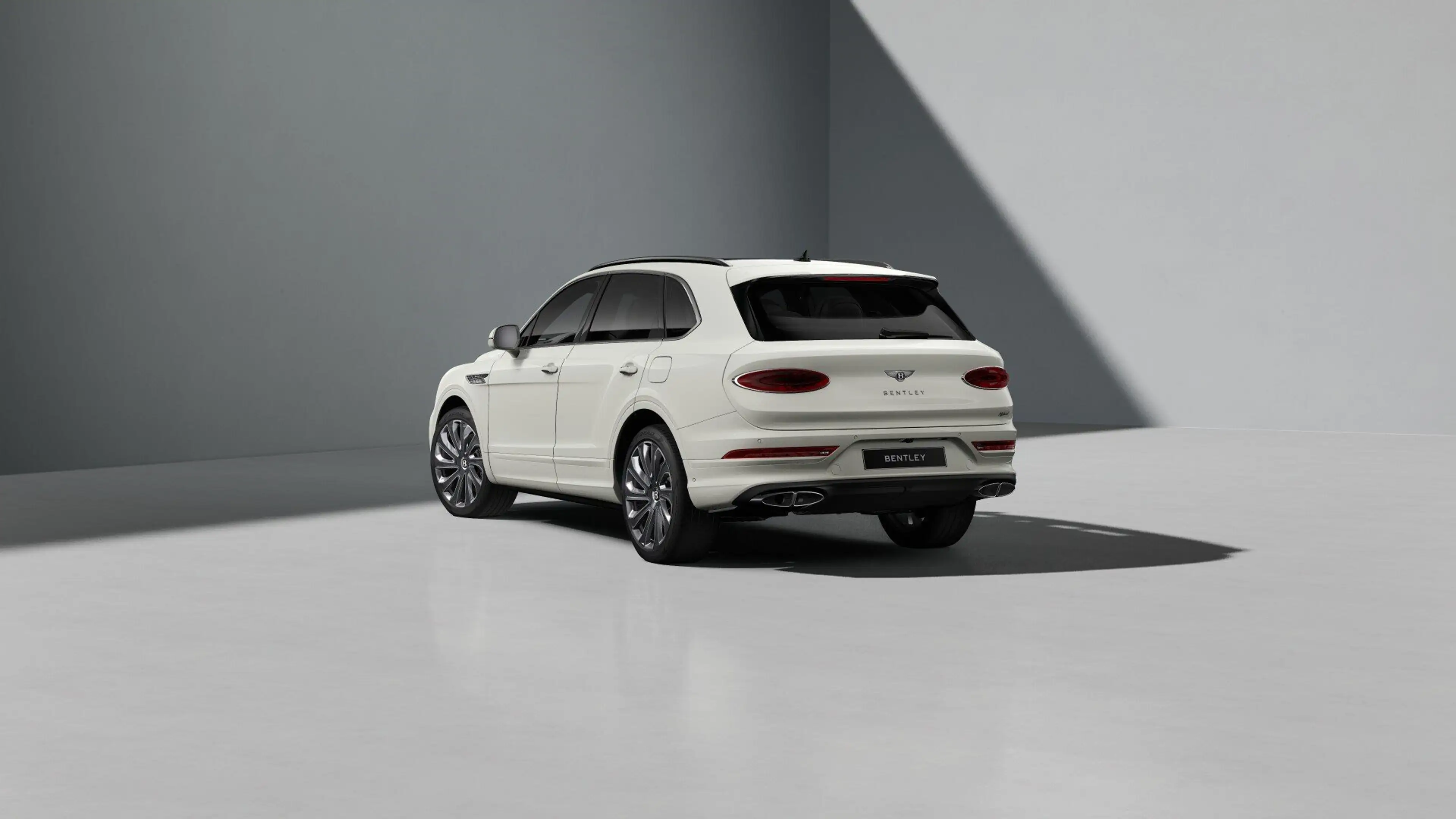 Bentley Bentayga V6 Hybrid Artenara *MY27* — photo 3