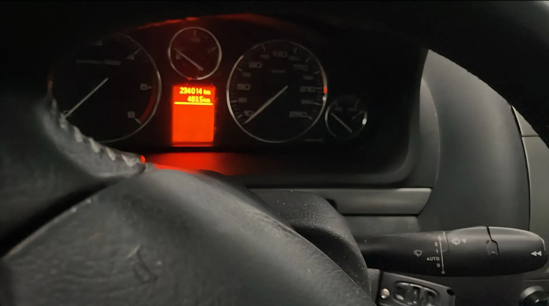 Peugeot 407 407 SW 2.0HDI ST Confort Confort Argintiu - 2