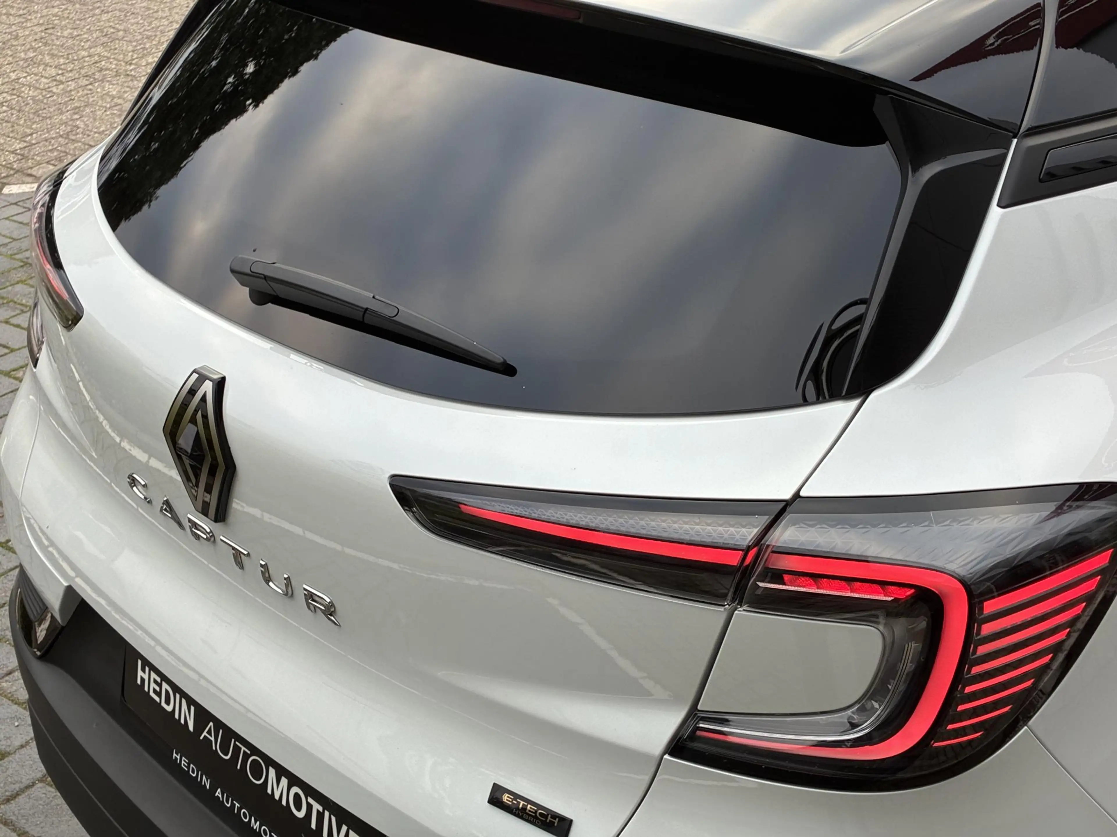 Renault Captur 1.8 E-Tech full hybrid 160 techno | Camera | Navi — photo 6