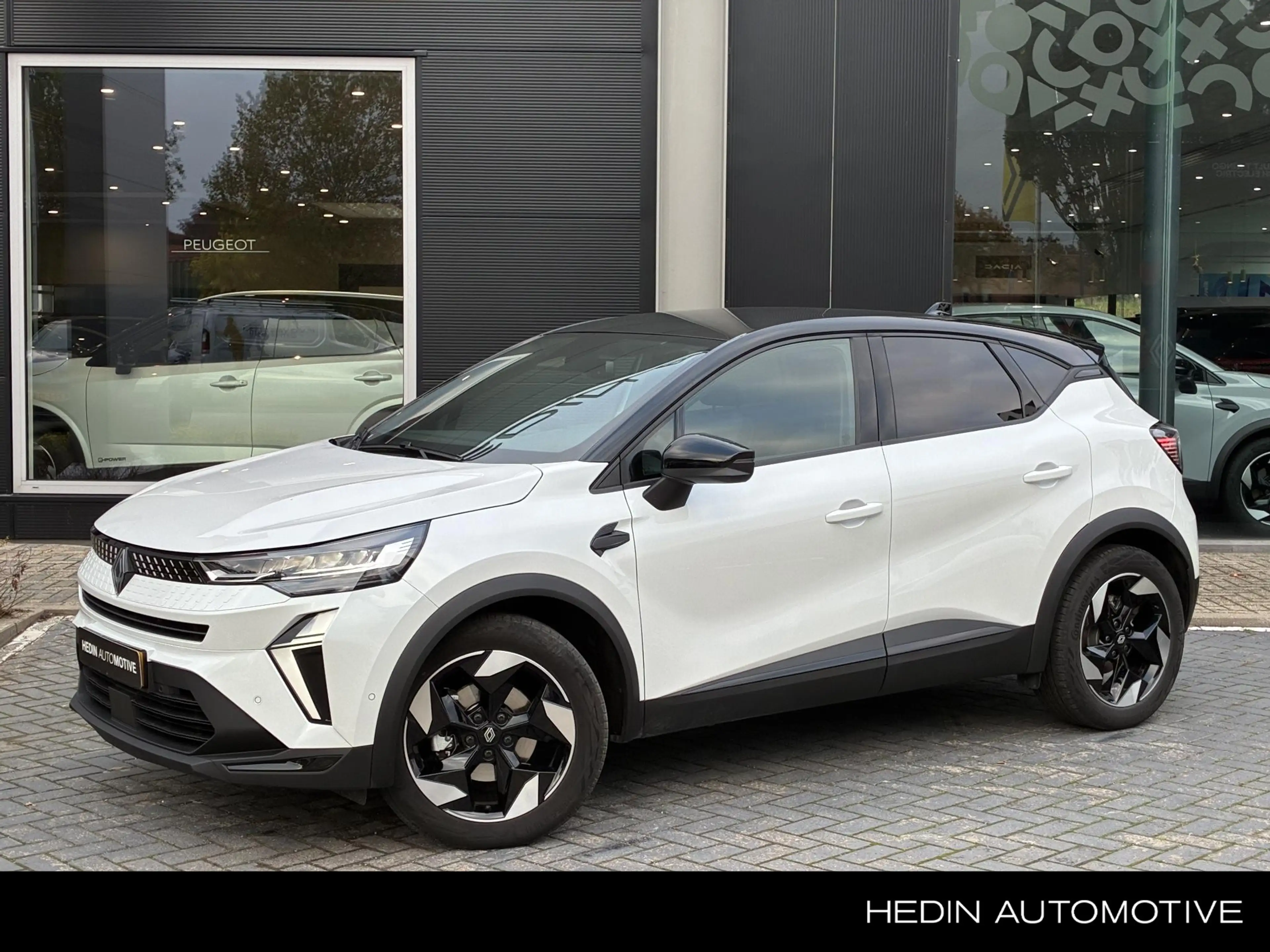 Renault Captur 1.8 E-Tech full hybrid 160 techno | Camera | Navi