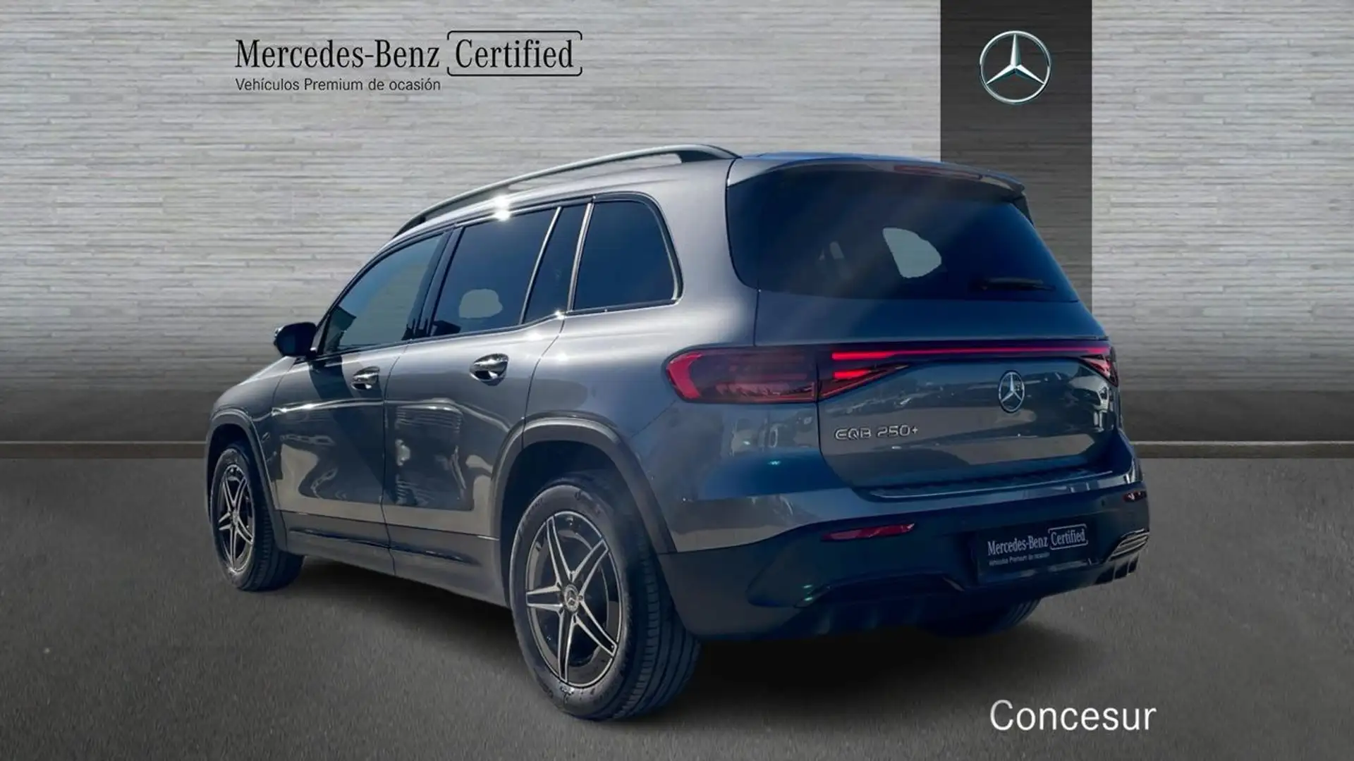 Mercedes-Benz EQB 250 250+ Gris - 2