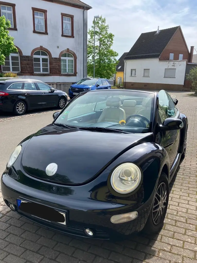 Volkswagen Beetle New Beetle Cabrio 1,8,T, 150PS Černá - 1