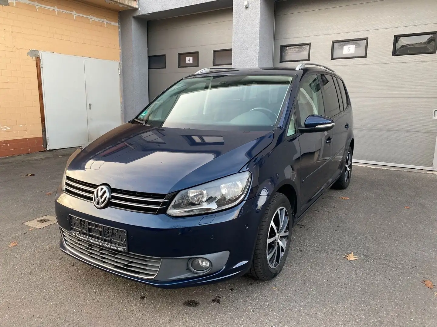 Volkswagen Touran Comfortline AUTOMATIK PANO 7 SITZER Blu/Azzurro - 1