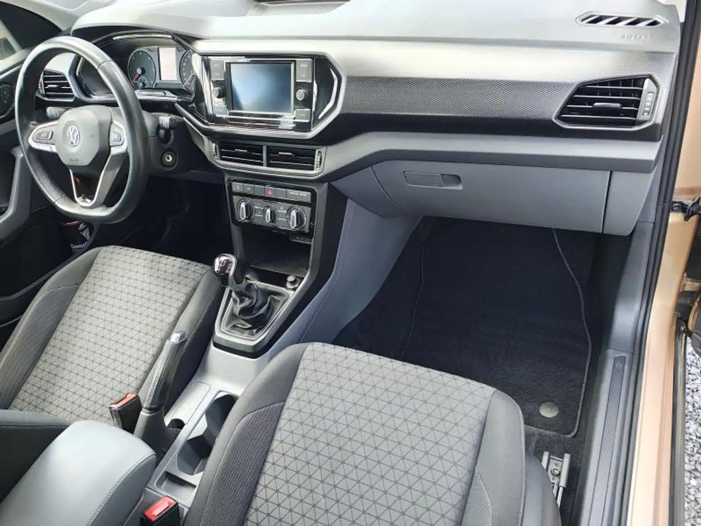 Volkswagen T-Cross United / 1.6 TDi / Carplay Золотий - 2
