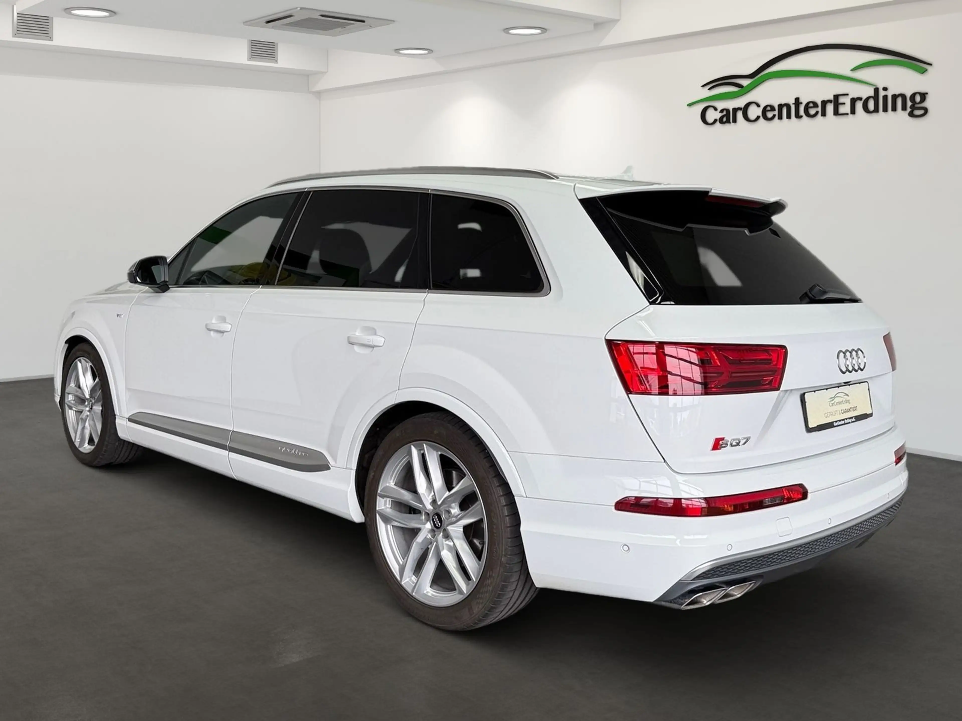 Audi SQ7 4.0 V8 TDIquattro*LED*Navi*ACC*Pano*AHK*BOSE — photo 5