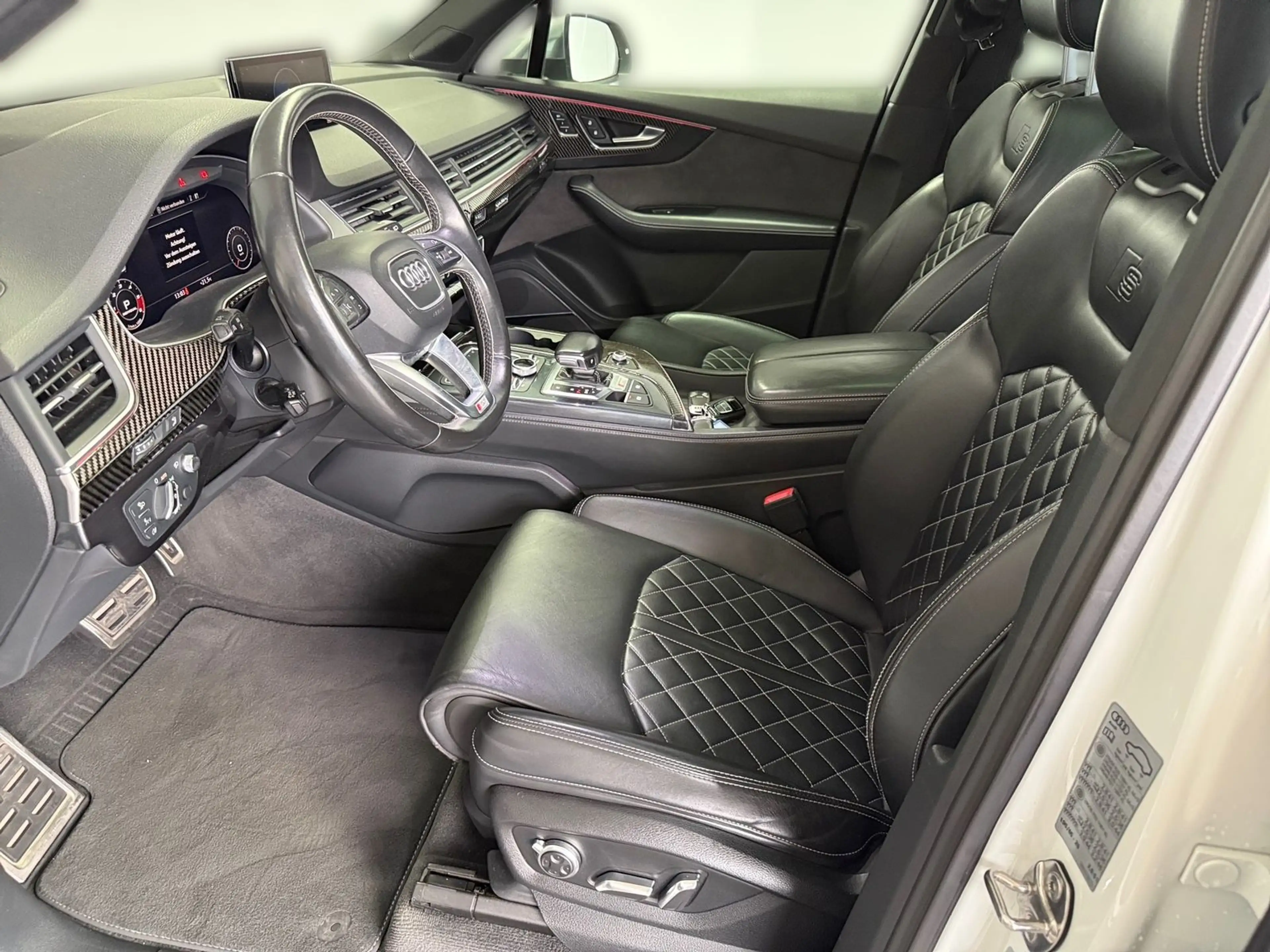 Audi SQ7 4.0 V8 TDIquattro*LED*Navi*ACC*Pano*AHK*BOSE — photo 12