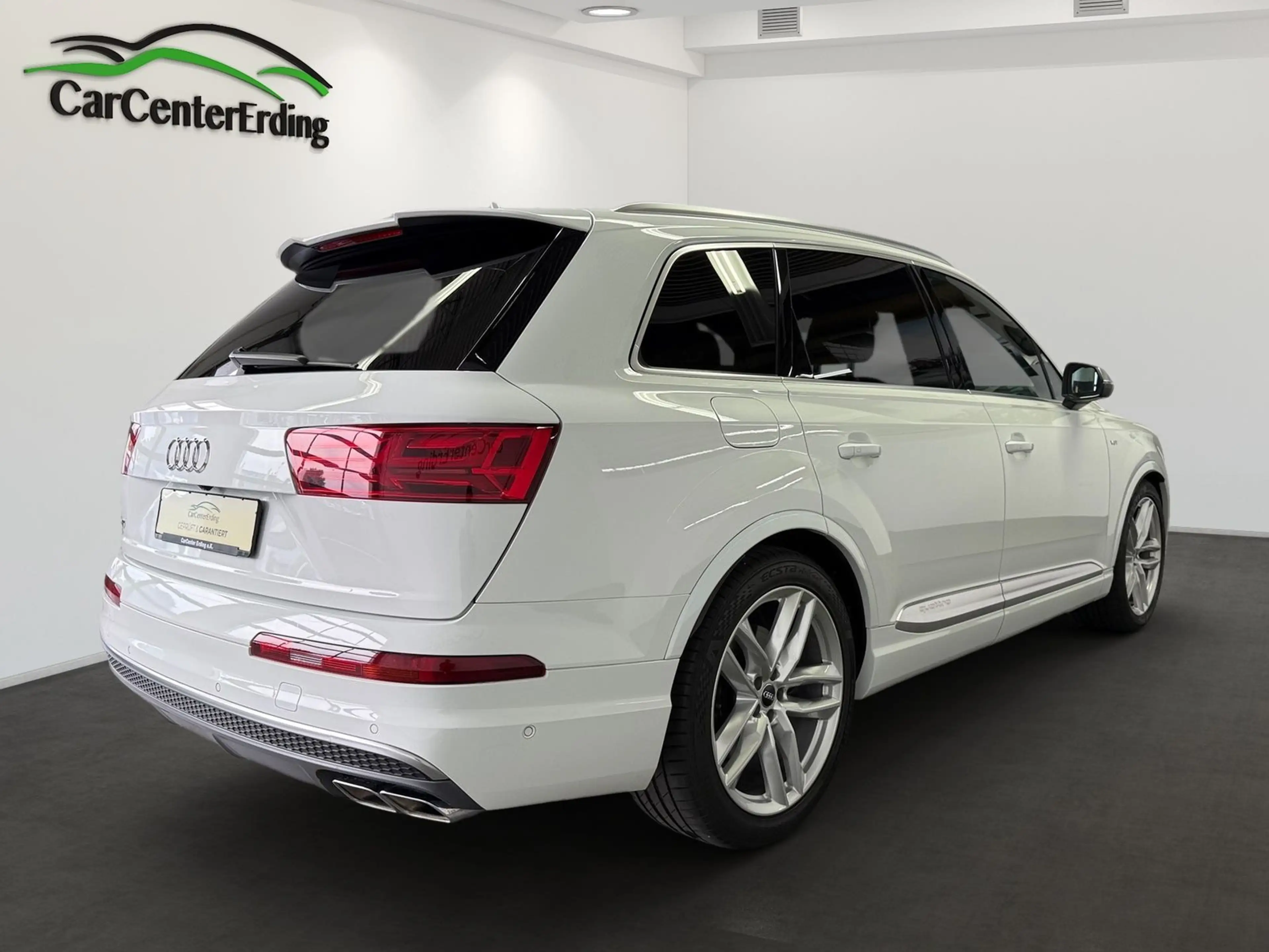 Audi SQ7 4.0 V8 TDIquattro*LED*Navi*ACC*Pano*AHK*BOSE — photo 4