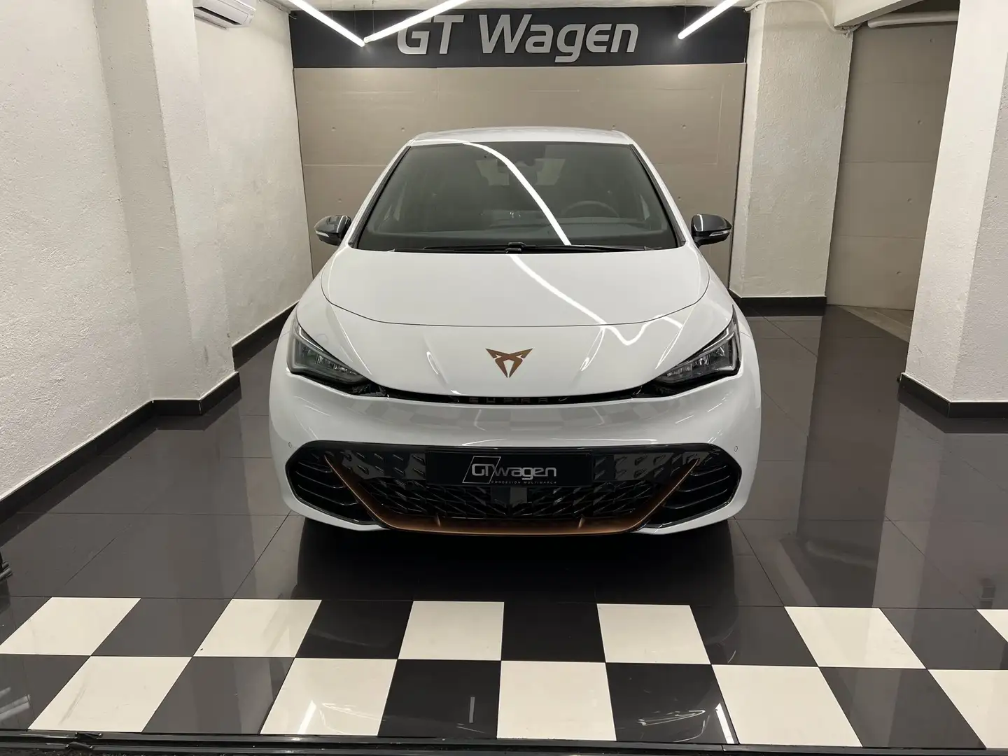 CUPRA Born e-Boost Pack 170kW 59kwh Advanced Plus Blanco - 1