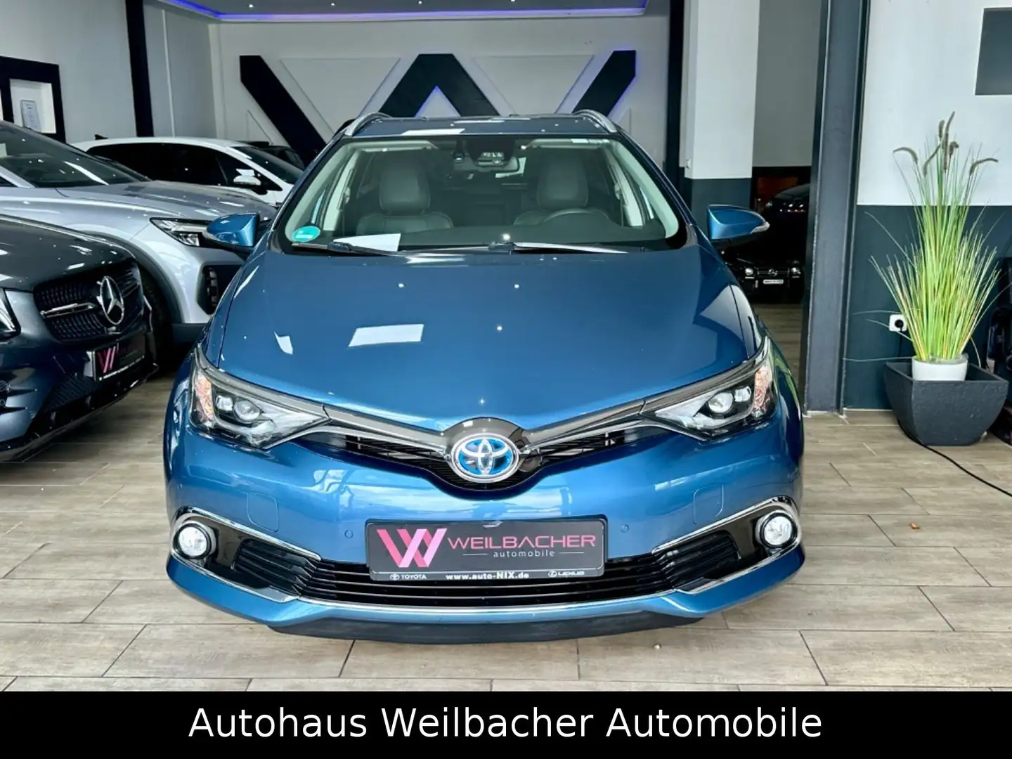 Toyota Auris Hybrid Executive *1.HAND* Blau - 2