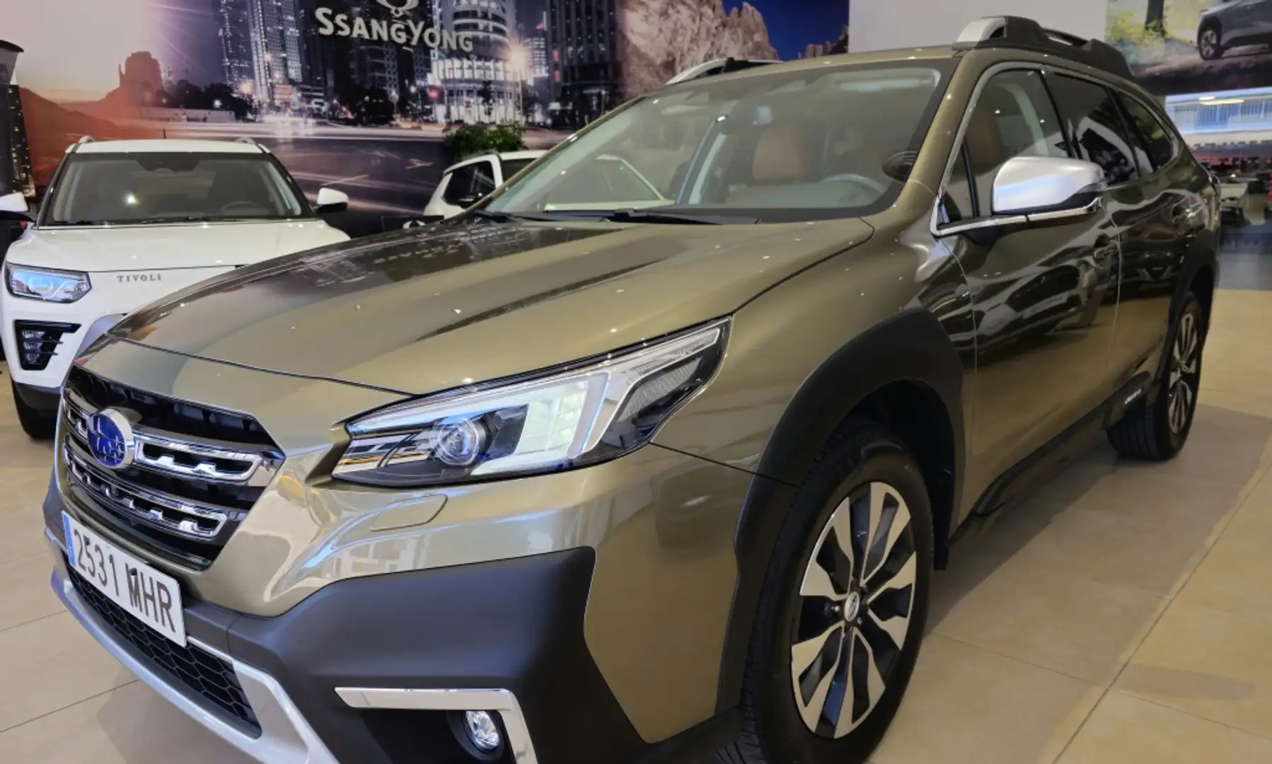Subaru OUTBACK 2.5 GLP Touring Lineartronic Verde - 2