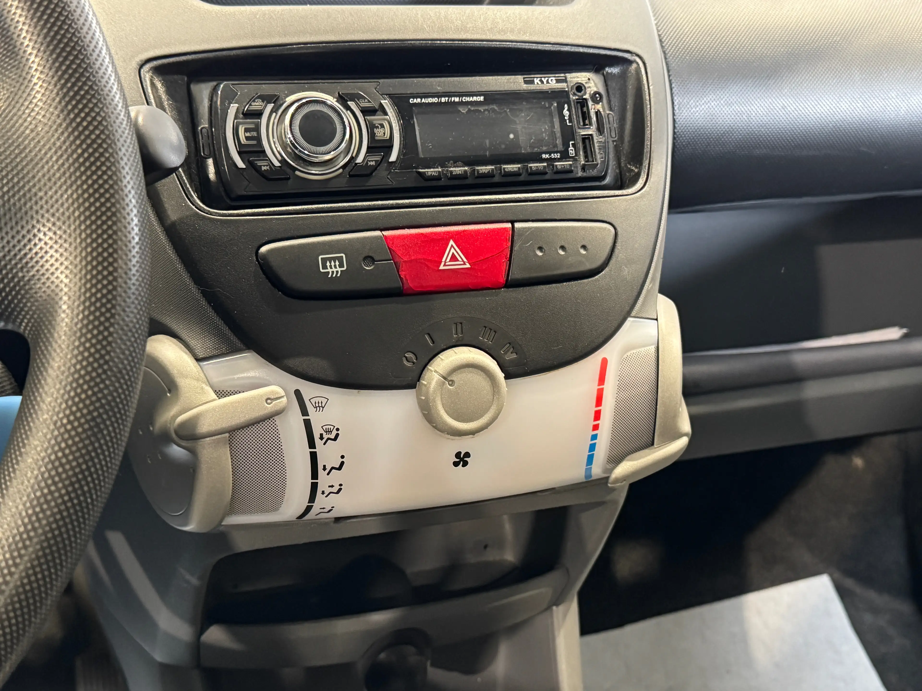 Citroen C1 — photo 14