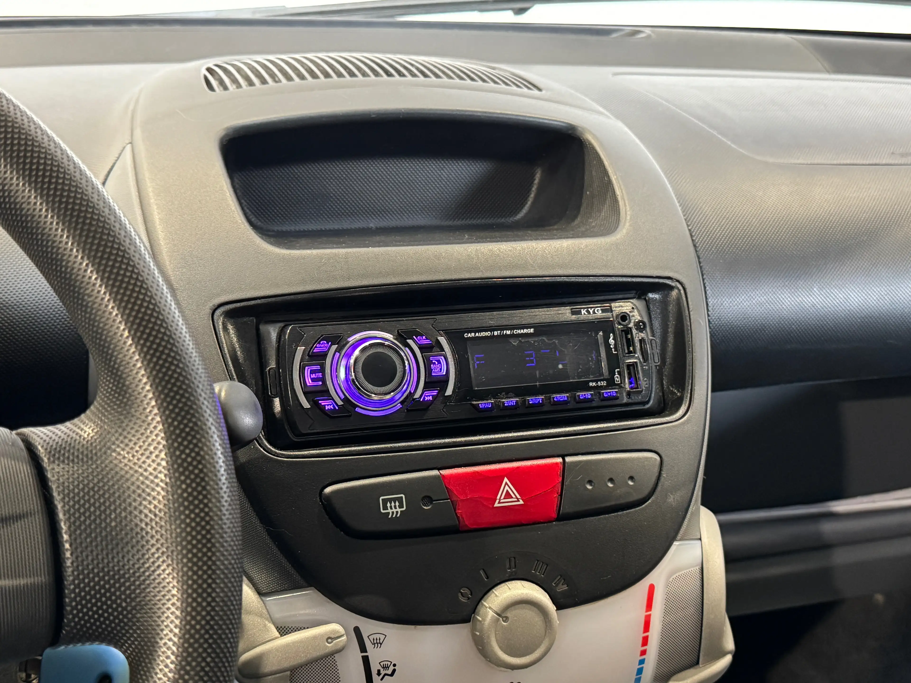 Citroen C1 — photo 15