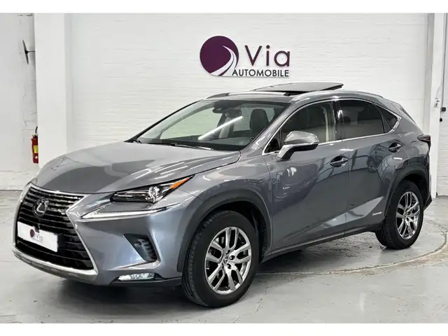 Lexus NX 300h 300h 2.5 VVT-i 16V 197 Hybrid AWD 155  Luxe / TOIT OUVRANT / SIEGE CHAUFFANT