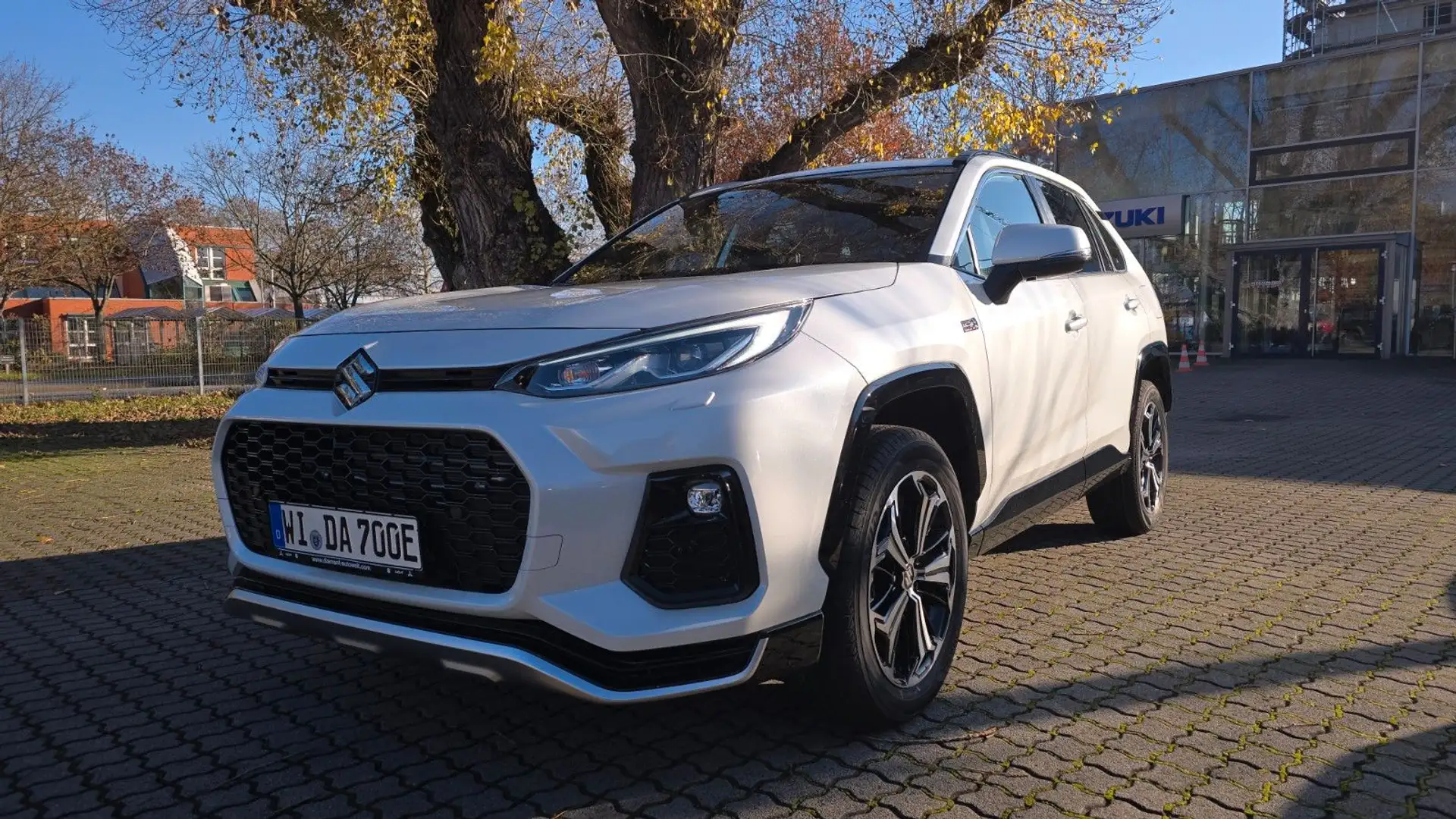 Suzuki Across Plug-IN HYBRID Comfort+ CVT Comfort+ NAVI Fehér - 1